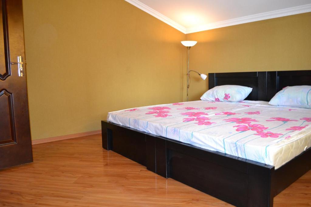 Hotel Isaka Tbilisi Zewnętrze zdjęcie