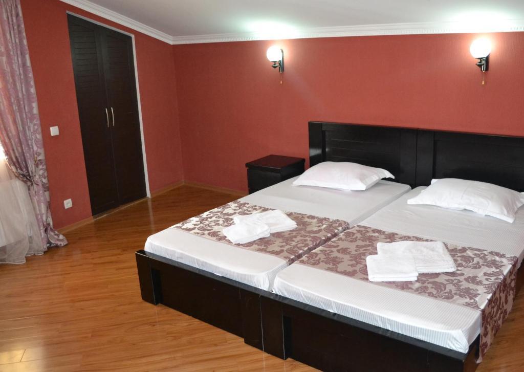 Hotel Isaka Tbilisi Pokój zdjęcie
