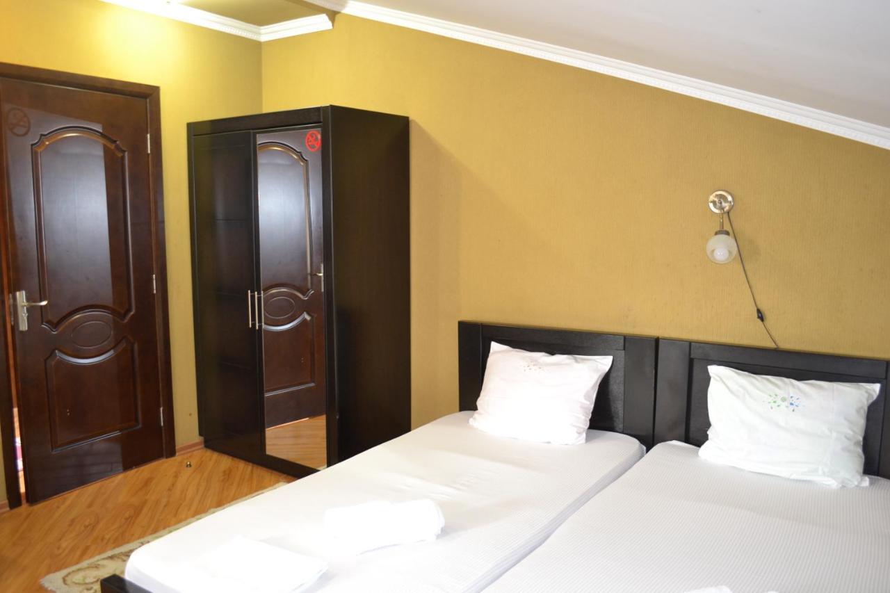 Hotel Isaka Tbilisi Zewnętrze zdjęcie