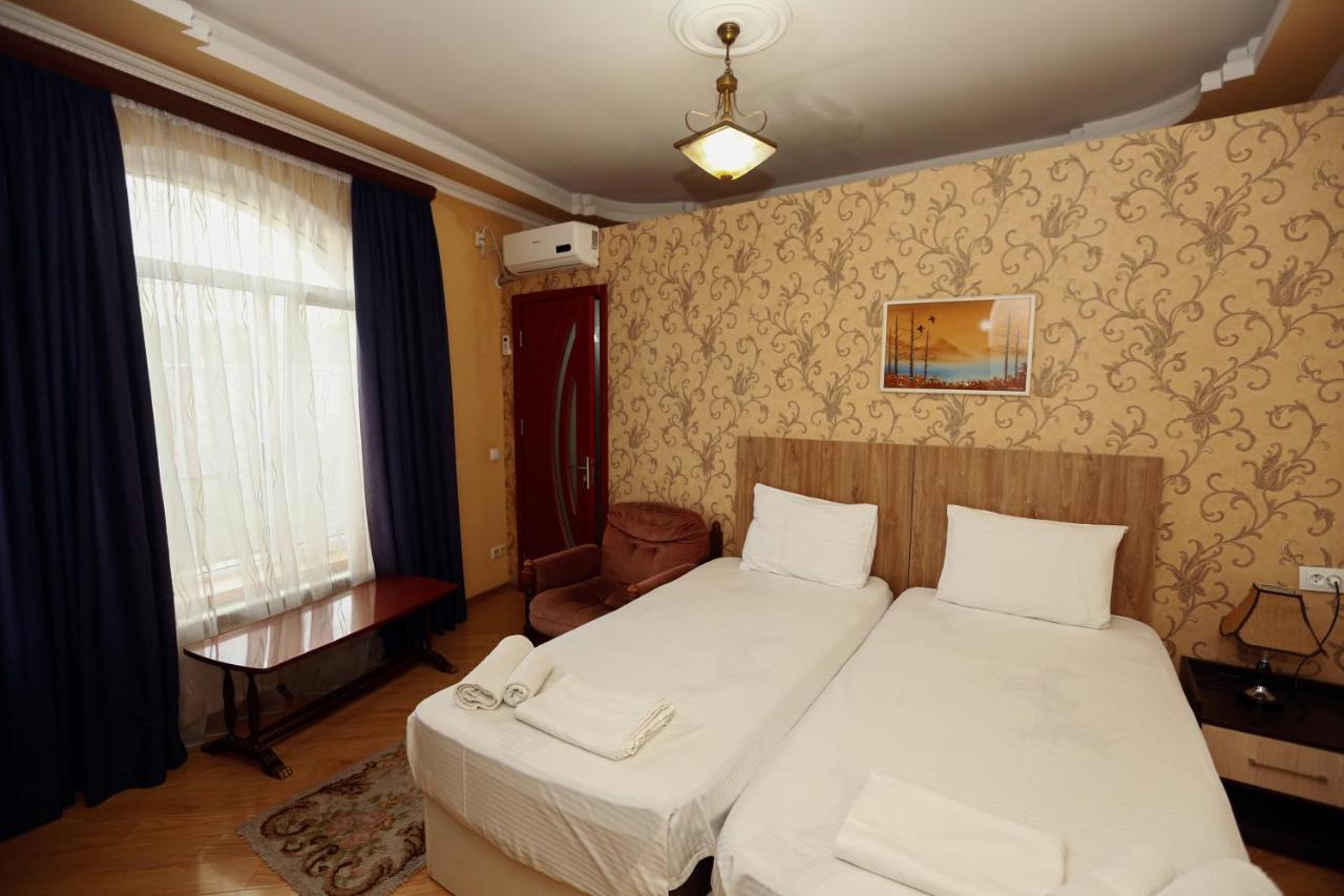 Hotel Isaka Tbilisi Zewnętrze zdjęcie
