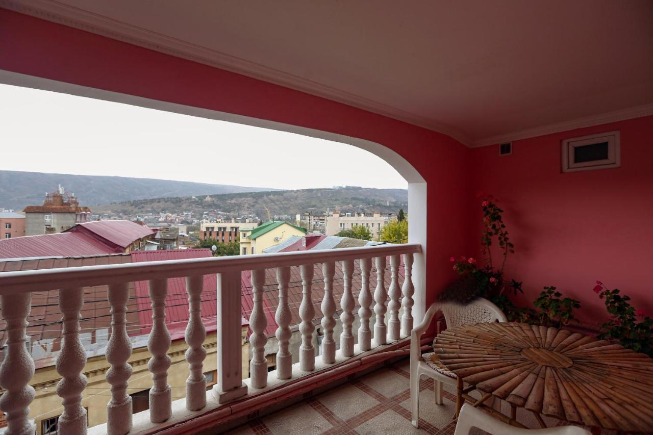 Hotel Isaka Tbilisi Zewnętrze zdjęcie